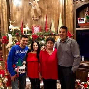 Meet your Posher, Morena